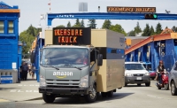 Amazon заманивает покупателей "Грузовиком сокровищ"