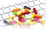 Лекарств в онлайне раньше осени не будет