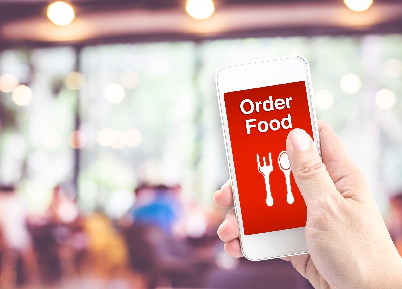 "Азбука вкуса" ждет от мобильного приложения треть онлайн-заказов
