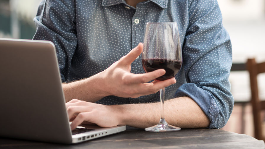 Иностранное вино появится в онлайн-продаже не сразу