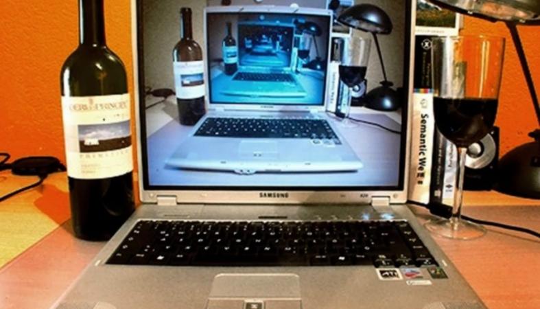 Онлайн-торговлю алкоголем запустят в три этапа