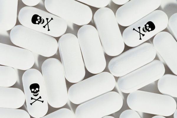За онлайн-продажу поддельных лекарств начнут сажать
