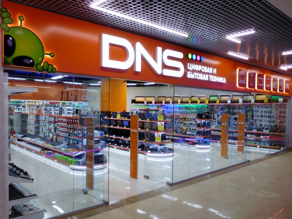 Гендиректор DNS рассказал, зачем покупает "Кей"