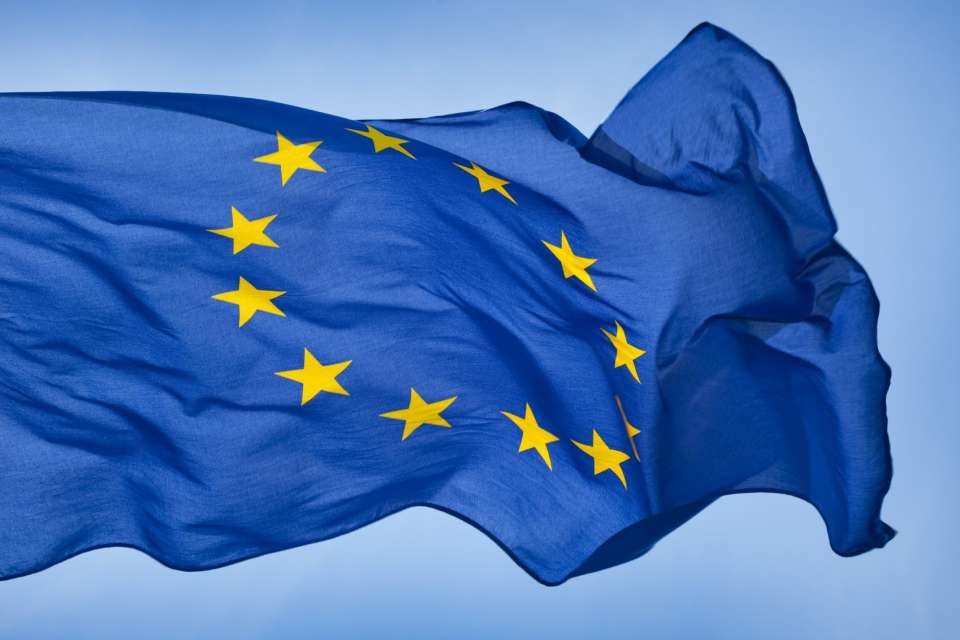 Евросоюз запретит Amazon и Google блокировать магазины "без суда и следствия"