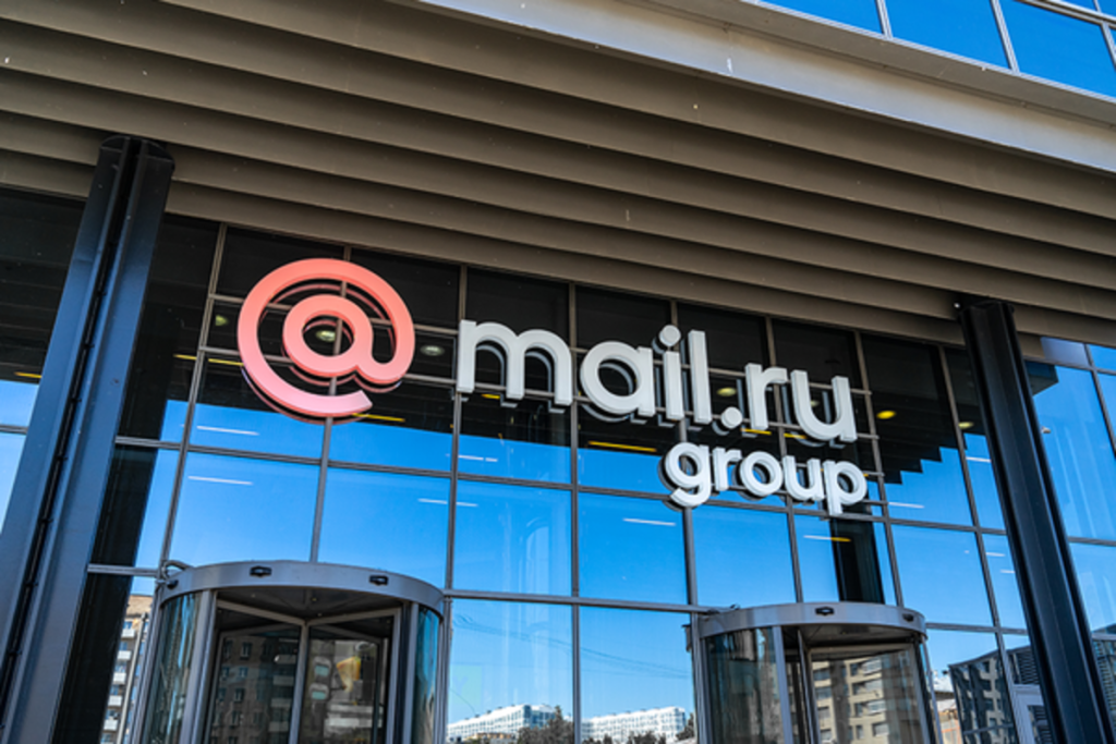 Сбербанк приценивается к доле в Mail.ru Group