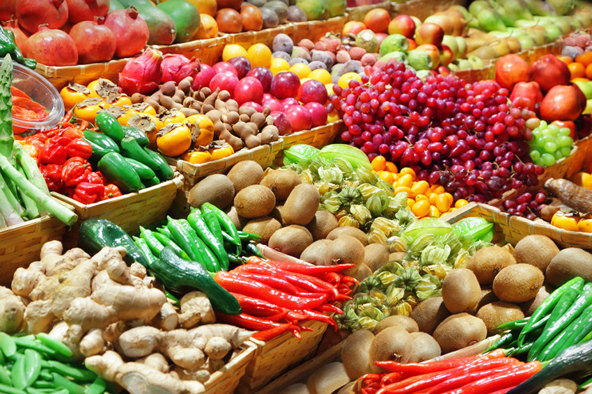 Perekrestok.ru начал продавать свежие овощи и фрукты "как на рынке"