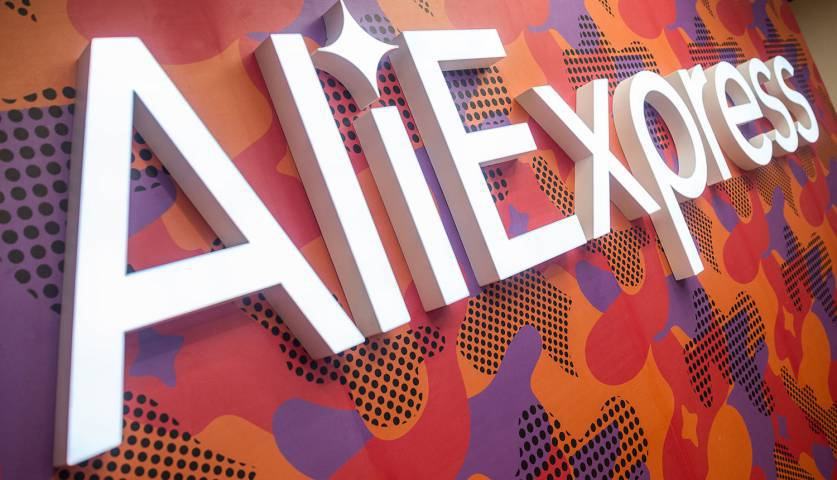 AliExpress и Mail.ru запустили виртуальные киоски товаров