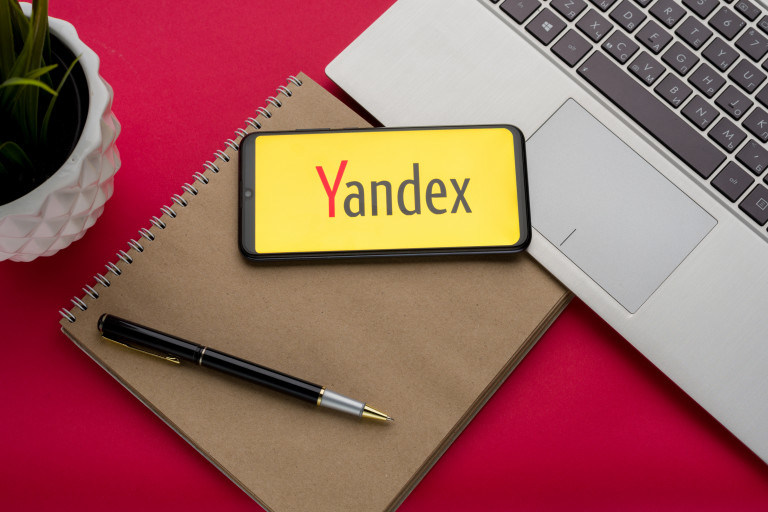 Если не Тиньков, то кто? У кого теперь "Яндекс" планирует купить банк?