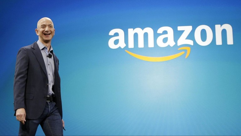 Amazon просит в долг на 40 лет под минимальный процент, а его основатель обналичил уже больше $6 млрд