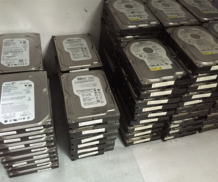 Яндекс.Маркет: майнеры массово скупают жесткие диски и SSD в интернет-магазинах