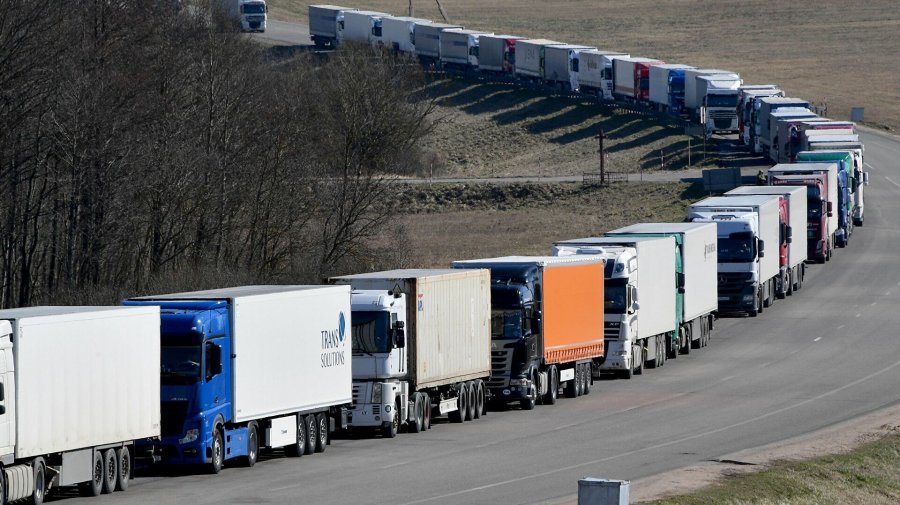 Уже имеем задержки от 3-4 дней. Как белорусский миграционный кризис влияет на доставку грузов?
