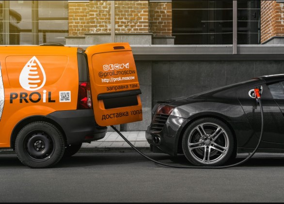 Совместное предприятие VK и Сбера покупает службу мини-бензовозов. Вы уже догадались, зачем она "О2О Холдингу"?