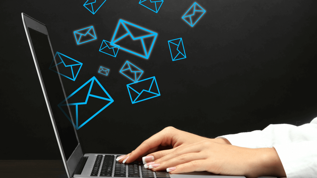 Российские компании массово переходят на отечественные сервисы email-рассылок
