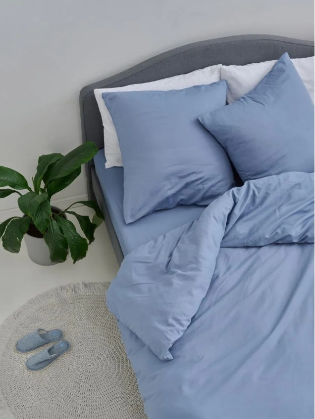 Комплект постельного белья Озон в интерьере 2 цвета