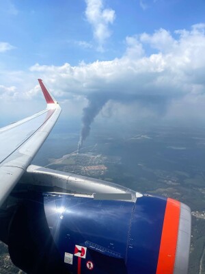 Пожар на Озоне с самолета
