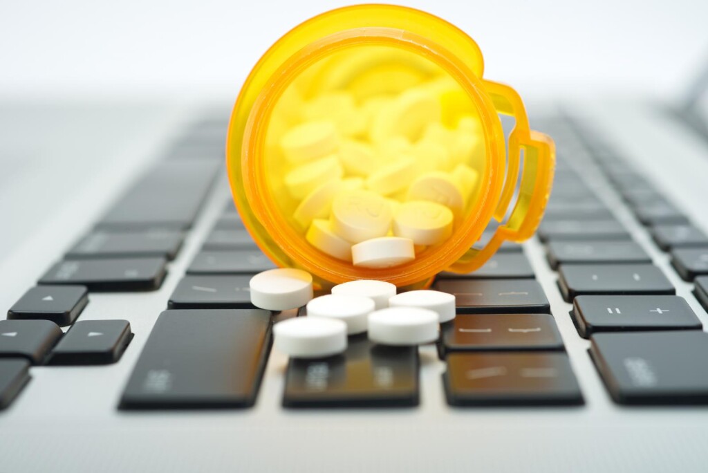 Какие лекарства точно нельзя будет продавать через Интернет в России?