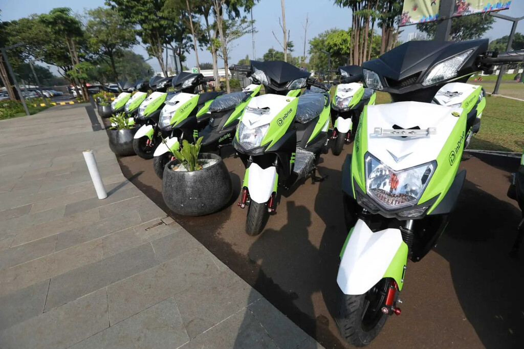 Якутский агрегатор такси и курьеров inDrive запустил аренду электромотоциклов на Бали