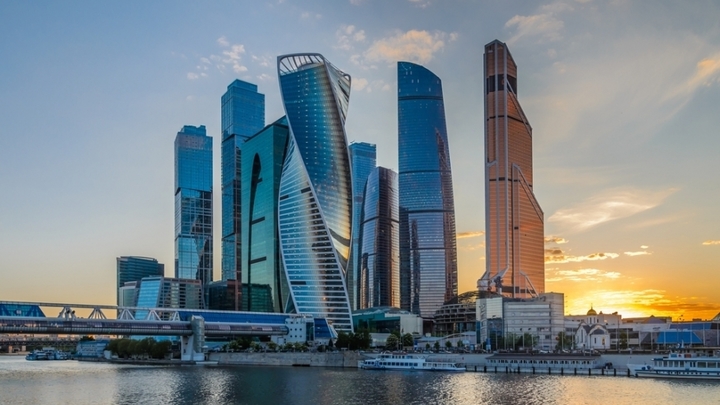 "Яндекс" просит сотрудников не оставаться на ночь в московских офисах